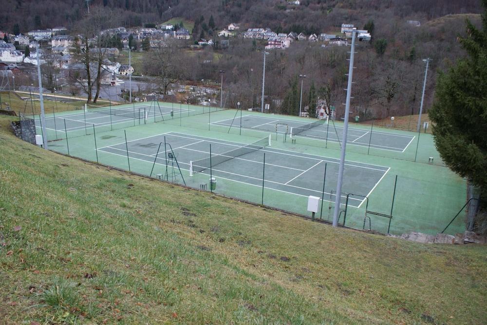 Lagrange Vacances Le Domaine Des 100 Lacs Cauterets Exterior photo